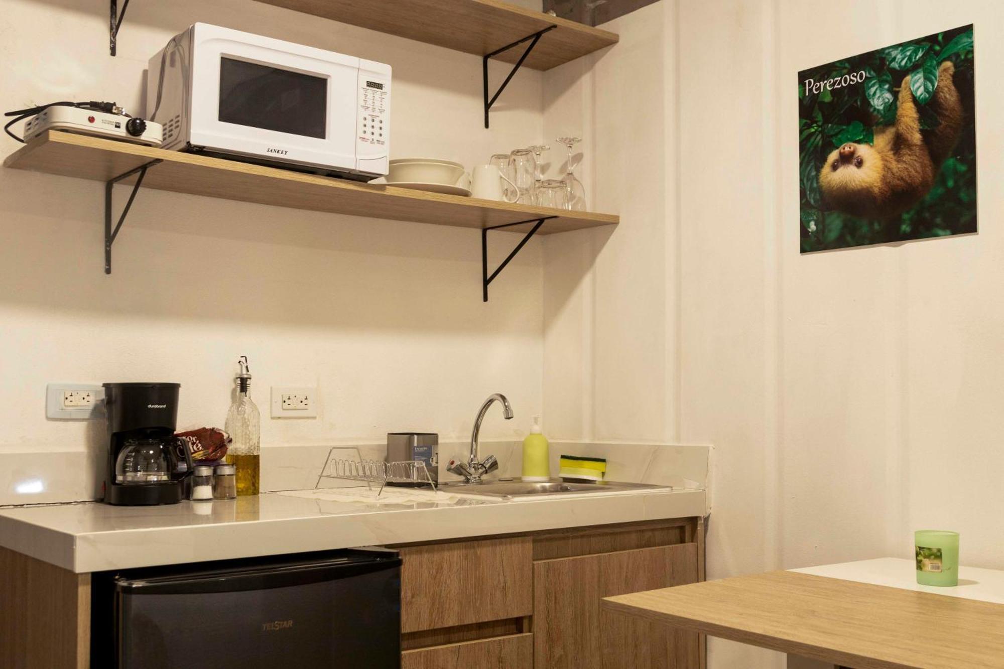 Emi'S Place Container Living Uvita Extérieur photo